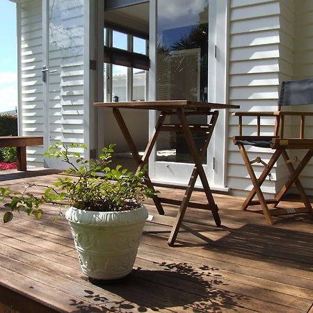 The Quiet Quarter Bed & Breakfast Auckland Bagian luar foto