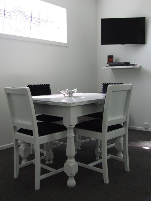 The Quiet Quarter Bed & Breakfast Auckland Bagian luar foto